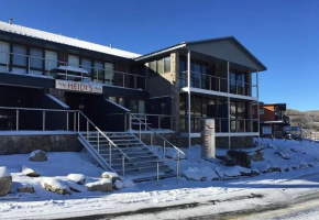 Mountain View Chalet at Heidis